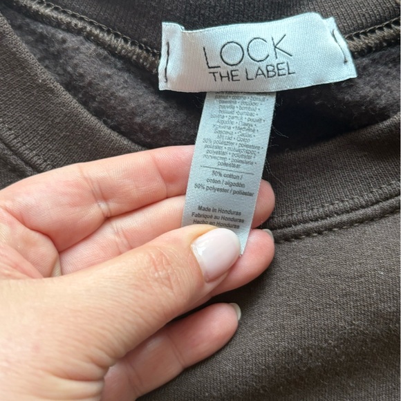 Size M Boston Graphic Men's Sweater  sweatshirt - Picture 3 of 3